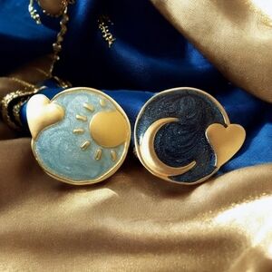🆕️Minimalist Sun & Moon Enamel Earrings | 925 Silver Posts | Vintage Style 🌞🌙